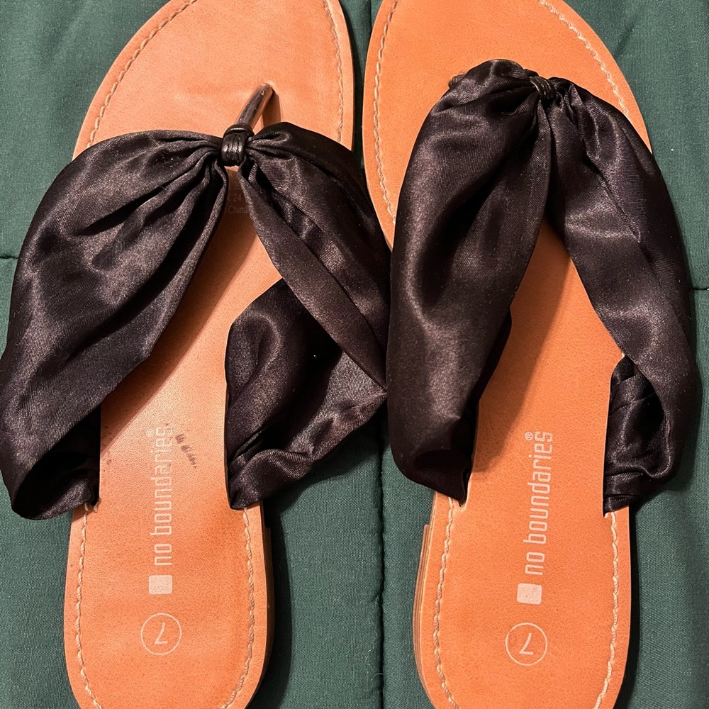 No Boundaries Black satin like material sandals, size 7